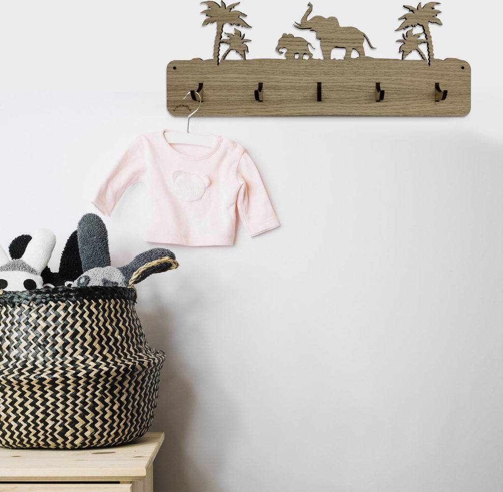 Custom-made children's coat racks for a tidy children's room – Kidswall